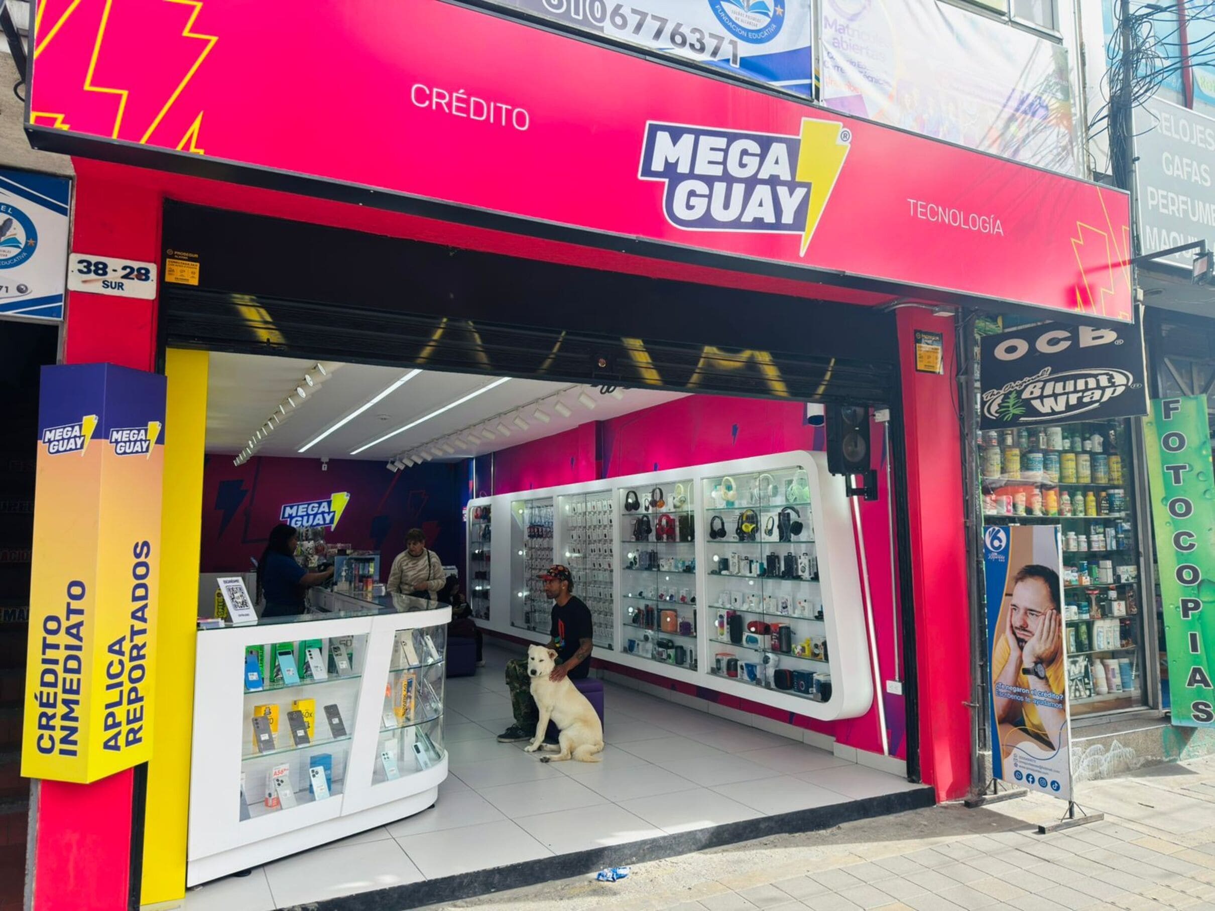 Tienda Mega Guay Kennedy